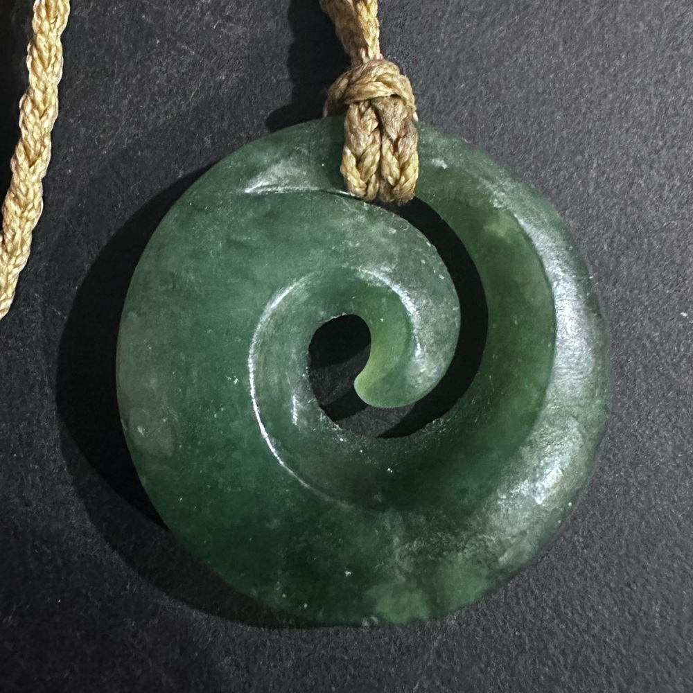 Hand Carved Jade necklace fe New Zealand